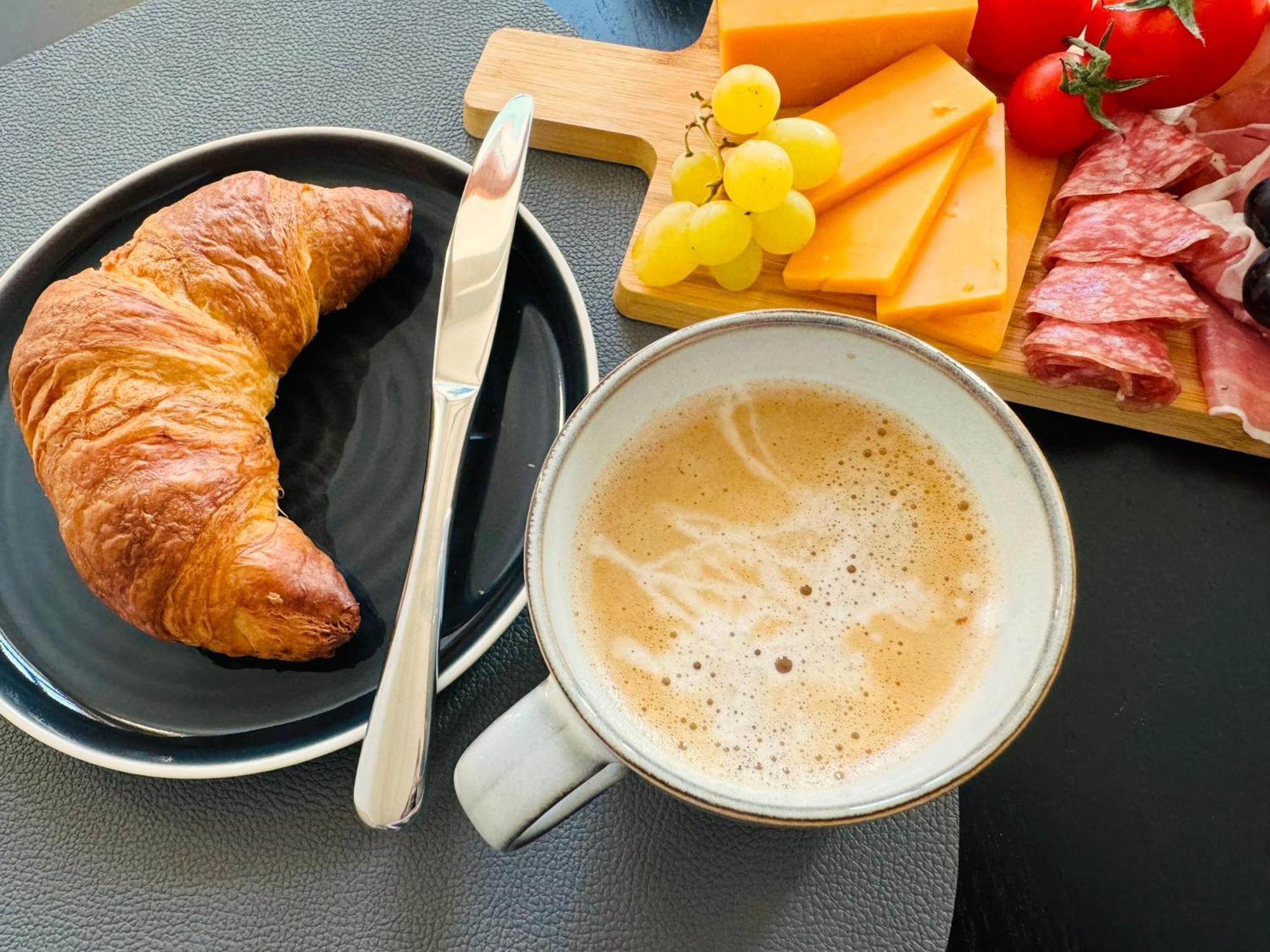 Superhosts Zentrum - Parkplatz - Badewanne - Netflix - Kaffee BRE Eksteriør bilde