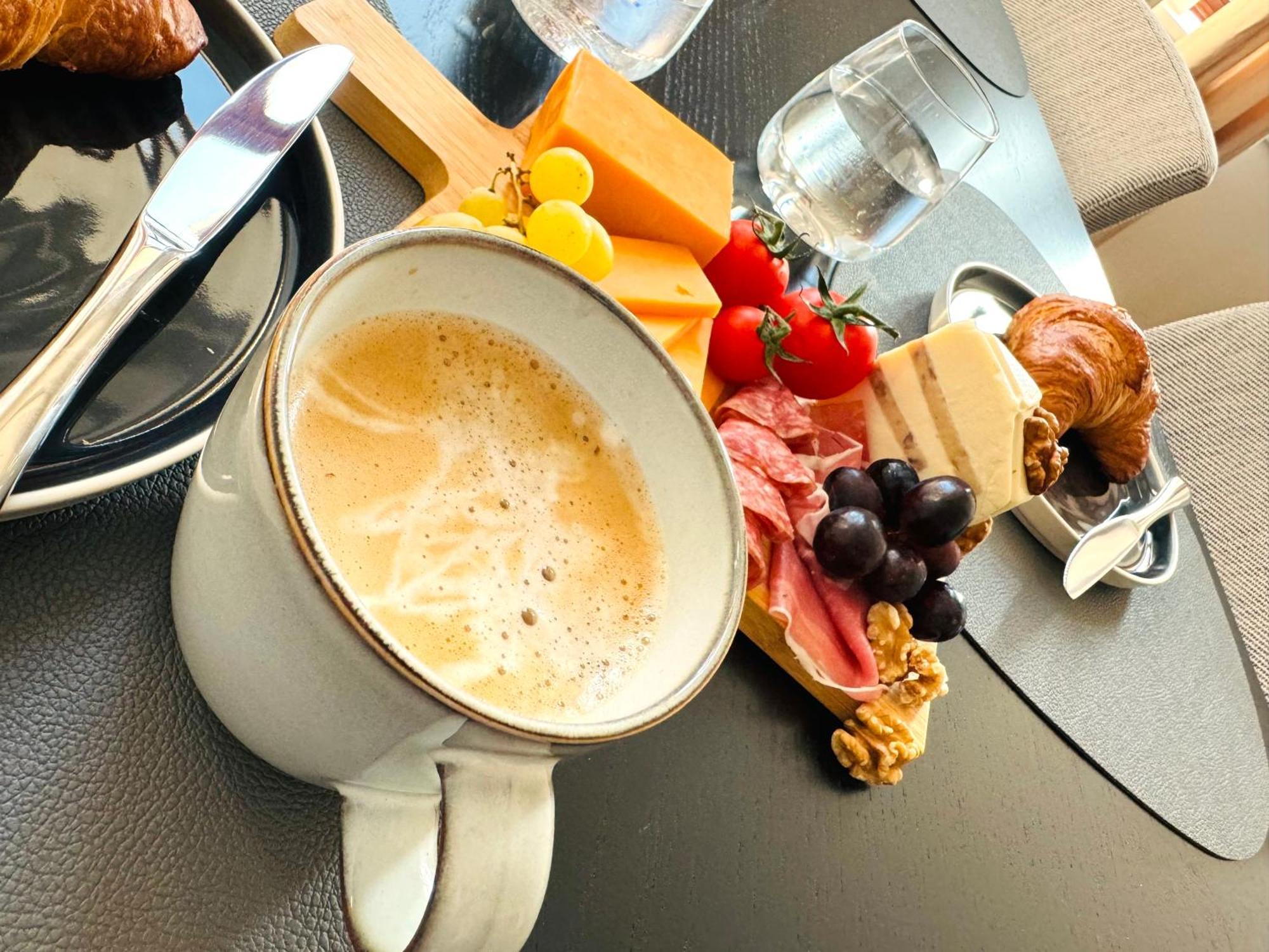 Superhosts Zentrum - Parkplatz - Badewanne - Netflix - Kaffee BRE Eksteriør bilde